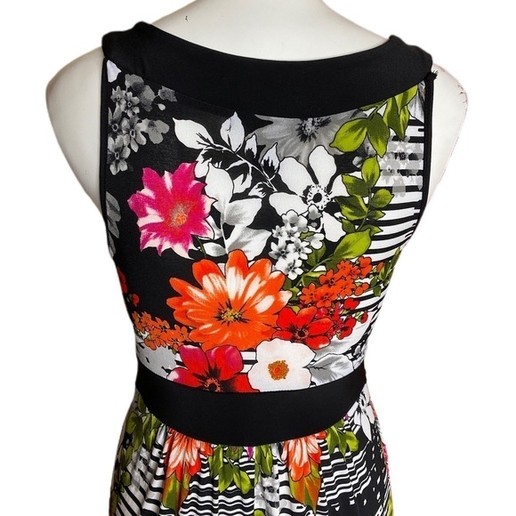 Elie McCarthy Floral Maxi Dress Size S - Picture 4 of 7
